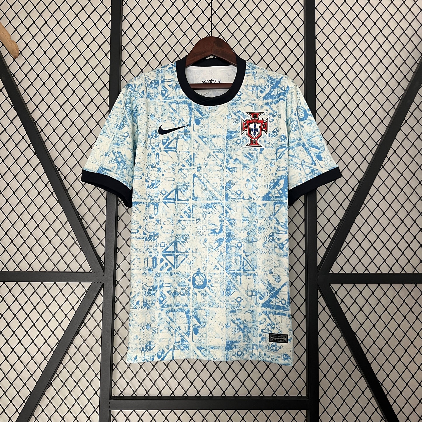 Portugal 24/25 Away Kit